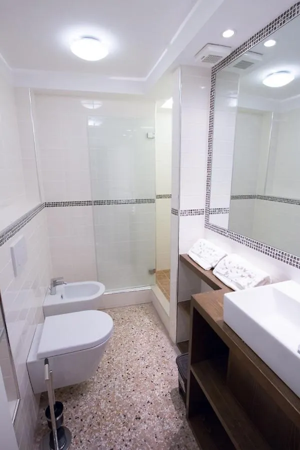 Venice Rialto Bridge Apartment Италия
